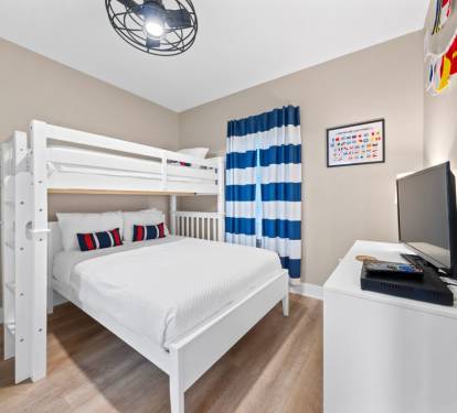 Crystal Tower 904 Bedroom 2 with Twin Bunk over Full Bed
