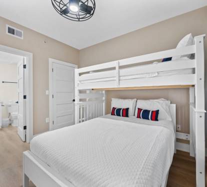 Crystal Tower 904 Bedroom 2 with Twin Bunk over Full Bed