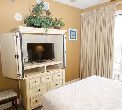 Guest Bedroom 1