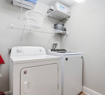 Crystal Shores West 601 Laundry