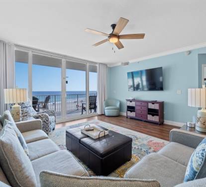 San Carlos 401 Living Room