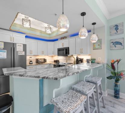 Crystal Tower 601 Kitchen Counter Seats 3