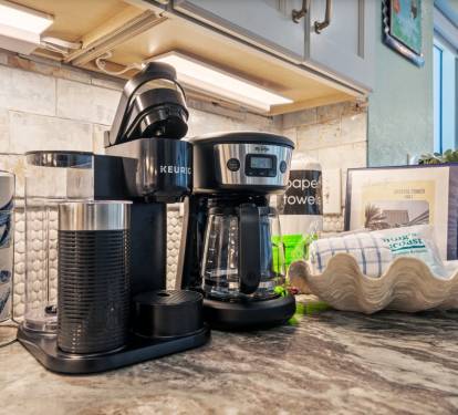 Crystal Tower 601 Drip Coffee Maker + Keurig
