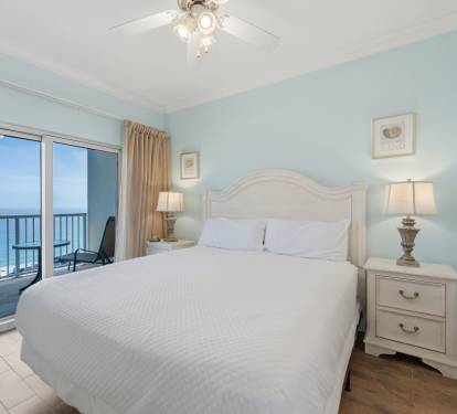 Crystal Tower 1604 Primary Bedroom with King Bed