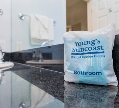 San Carlos 409 Bathroom Amenity Package