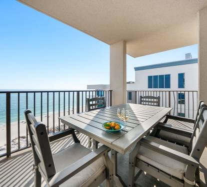 5 Phoenix East 1201 Balcony
