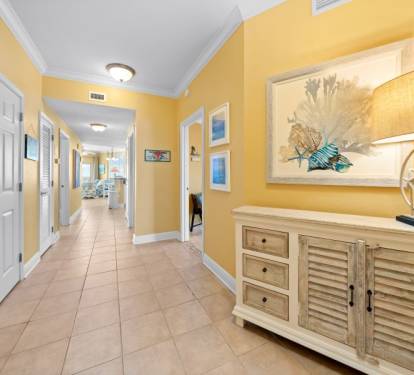 Crystal Tower 1809 Entry Hall