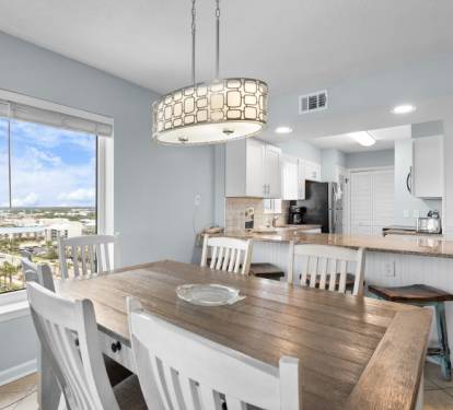 Boardwalk 1087 Dining Table Seats 6