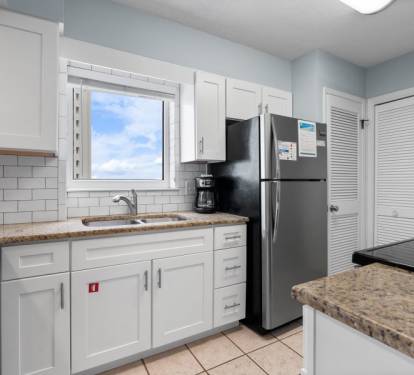 Boardwalk 1087 Fully Equipped Kitchen