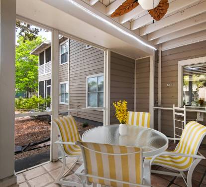 Private Screened Porch