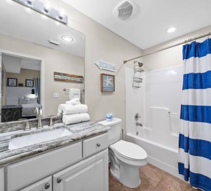 23 San Carlos 1205 Bathroom 3