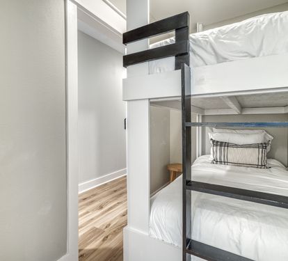 Access Bunks from Primary or Hallway