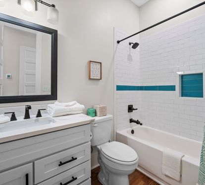 His & Hers Bathroom 3