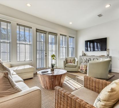 Living Room - Access to the Balcony