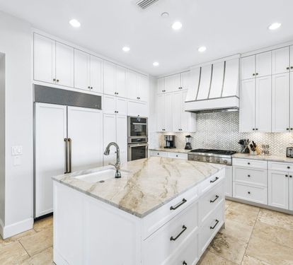 Chef's Kitchen - Offering Stainless Steel Appliances