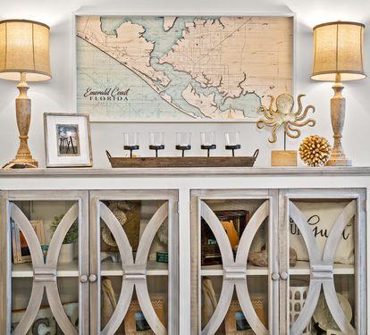 Beautiful furnishings/decor