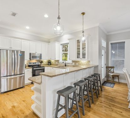 Spacious & Well Equipped Kitchen