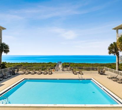 Stunning, Gulf-Front Community Pool!