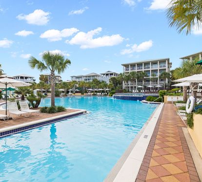Make A Splash in the Lagoon Pool!