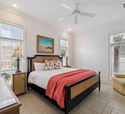 1st Floor - Primary King Suite