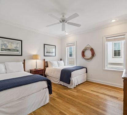 2nd Floor Full Guest Suite - 2 Full Beds + Flat-Screen TV