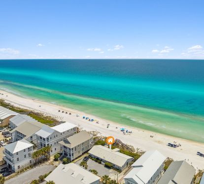 Steps from the Sparkling Emerald Gulf!