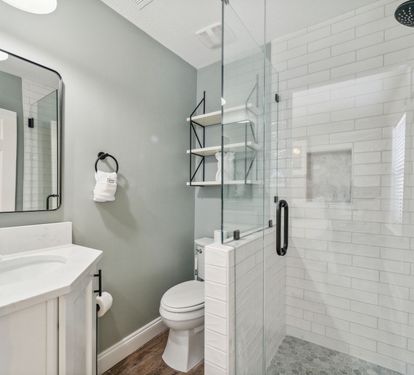 Primary En Suite - Walk In Shower & Single Vanity