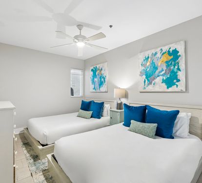 Queen Guest Suite - Sleeps 4!