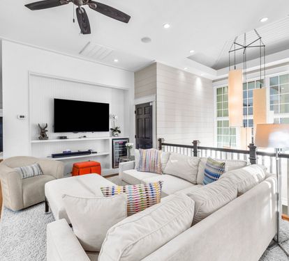 2nd Floor Living Area - Equipped with a Large Flat Screen TV & Sound Bar