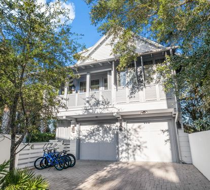 Carriage House - Driveway