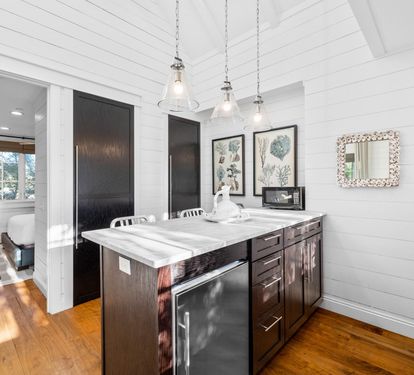 Carriage House - Kitchen