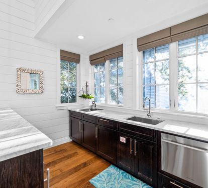 Carriage House - Kitchen