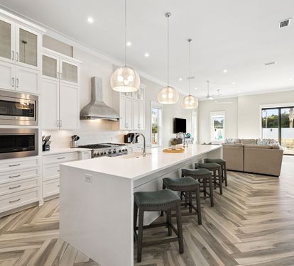 Fully Equipped Chef's Kitchen