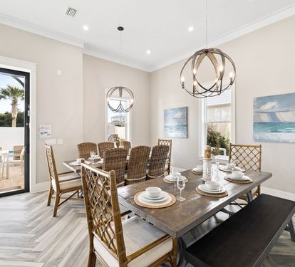 Ample Space in the Dining Area - Seating for 14+