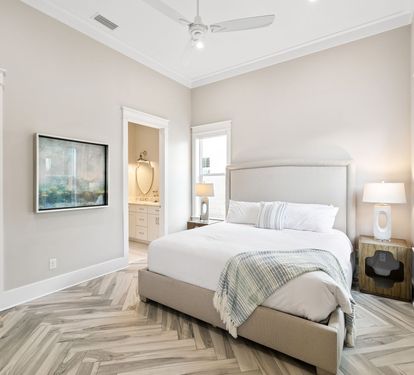 1st Floor - Primary King Suite