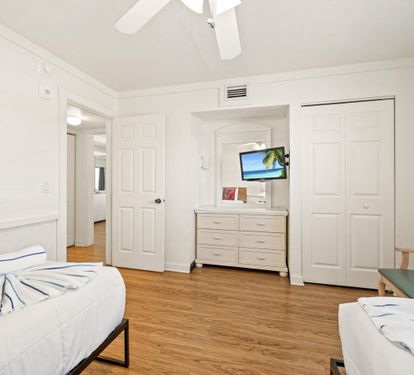 Photo #51