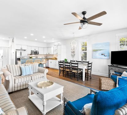 Cozy & Inviting Living Area