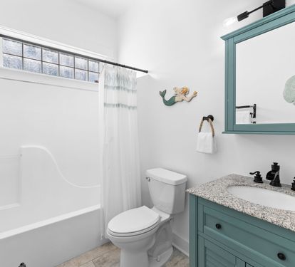 Shared Guest Bathroom - Single Vanity + Shower/Tub Combo