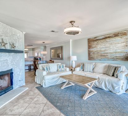 Inviting Living Room and Cozy Couches