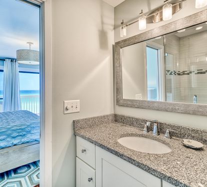 Primary En Suite