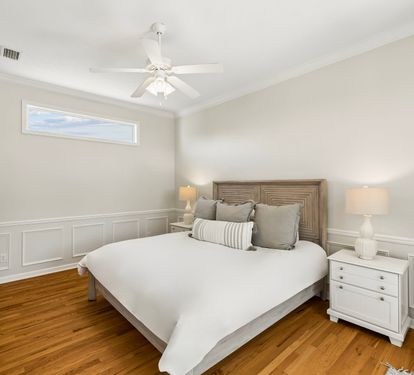 2nd Floor - Primary King Suite