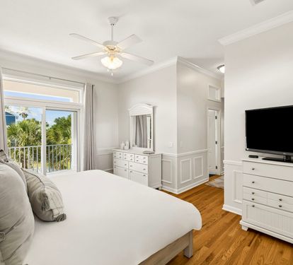 Primary King Suite - Balcony Access + Flat-Screen TV