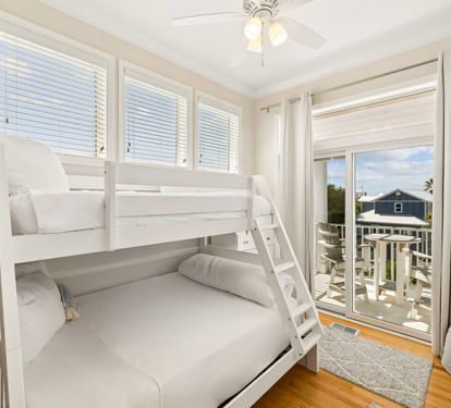 3rd Floor Bunk Room - Twin Over Full Bunk