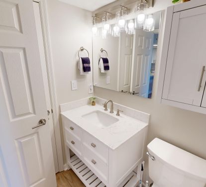 Guest Bathroom