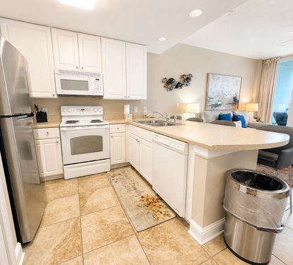 Lighthouse 1710 Kitchen