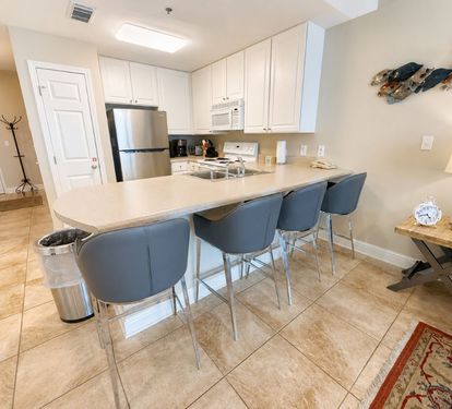 Lighthouse 1710 Kitchen Counter Seats 4