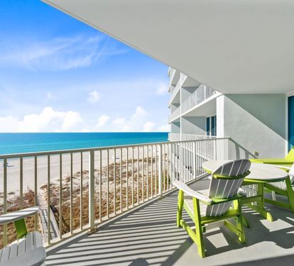 Lighthouse 515 Gulf Front Balcony with Outdoor Dining