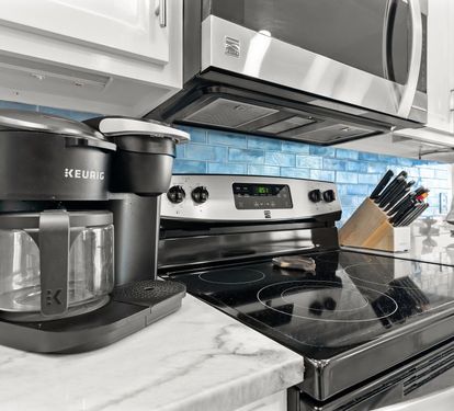 Lighthouse 515 Combo Keurig and Drip Coffee Maker