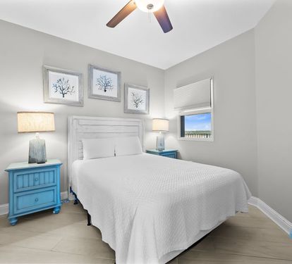 Lighthouse 515 Bedroom 3 with Queen Bed