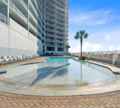 2 Lighthouse Outdoor Pool